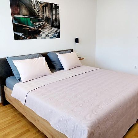 Comfort 2 Bedroom Apartment 10Min Walk From Center And Beach Split Exteriör bild